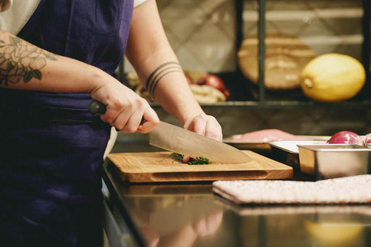 Couteau de chef 100% forgé Atma