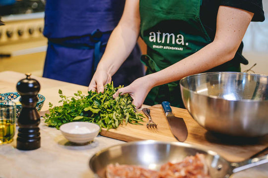 Recette de cuisine avec ustensiles Atma