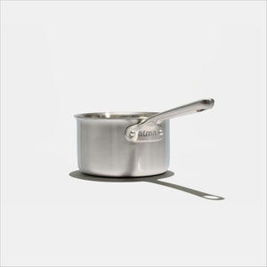 1 casserole de 16cm avec couvercle 