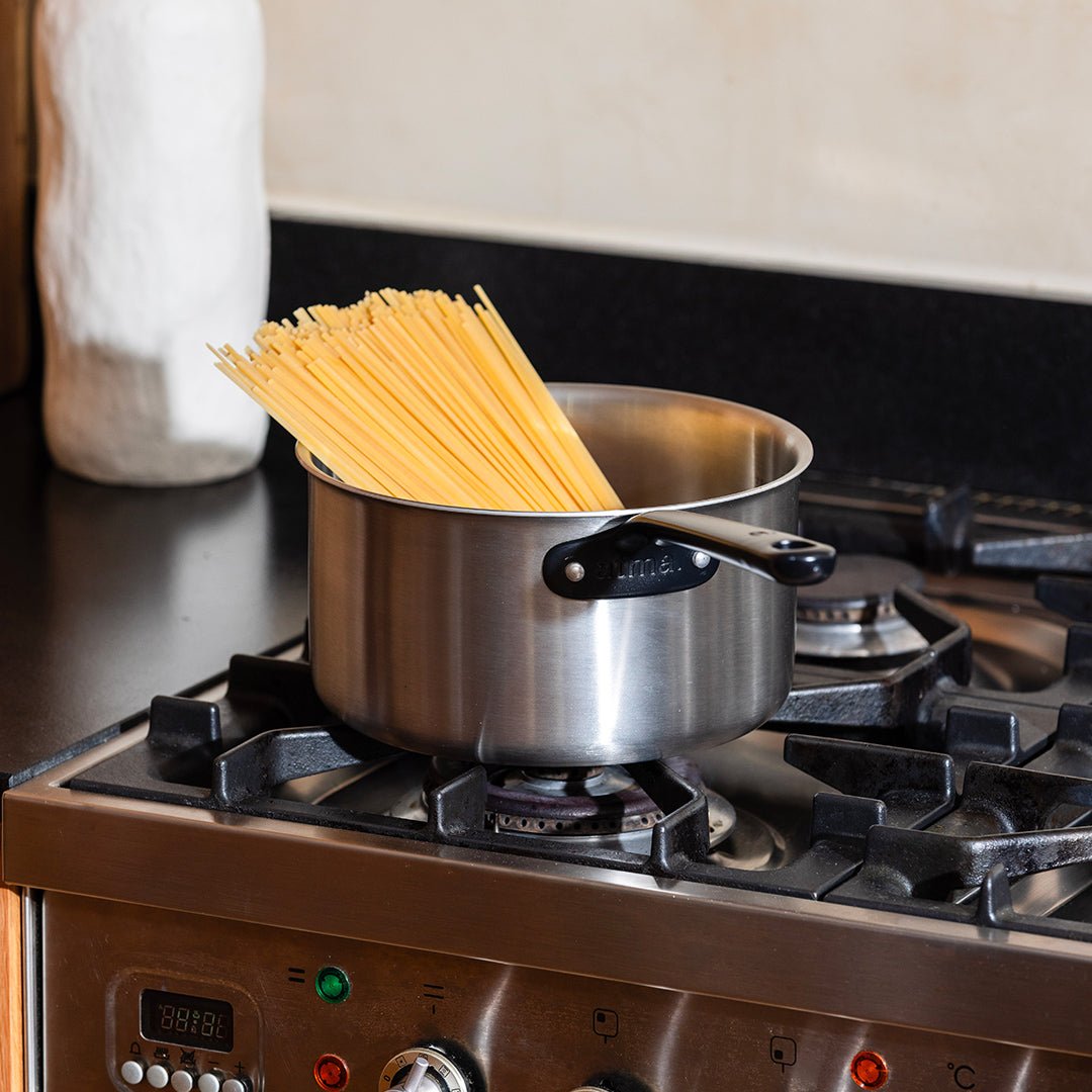 La casserole parfaite en inox, manche noir - 20 cm - Atma Kitchenware